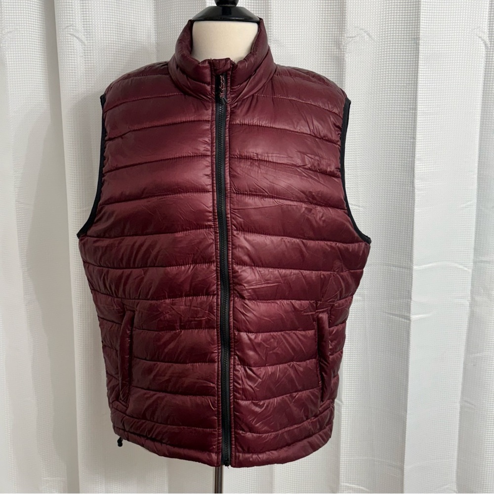 Aeropostale Unisex Classic Fit Puffer Vest, Front Zipper Closure, Side Pockets